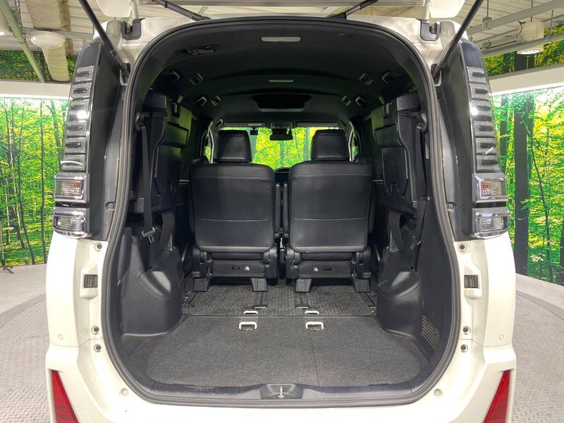 2021 Toyota Voxy 6AA-ZWR80W (UW-6ab0a2c0aefc8)[17]