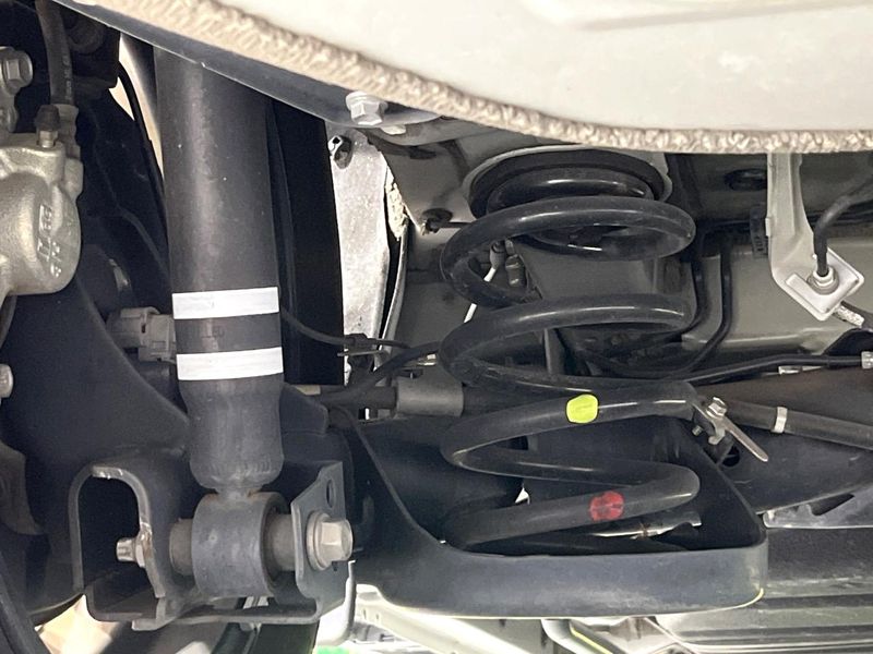 2021 Toyota Voxy 6AA-ZWR80W (UW-6ab0a2c0aefc8)[21]