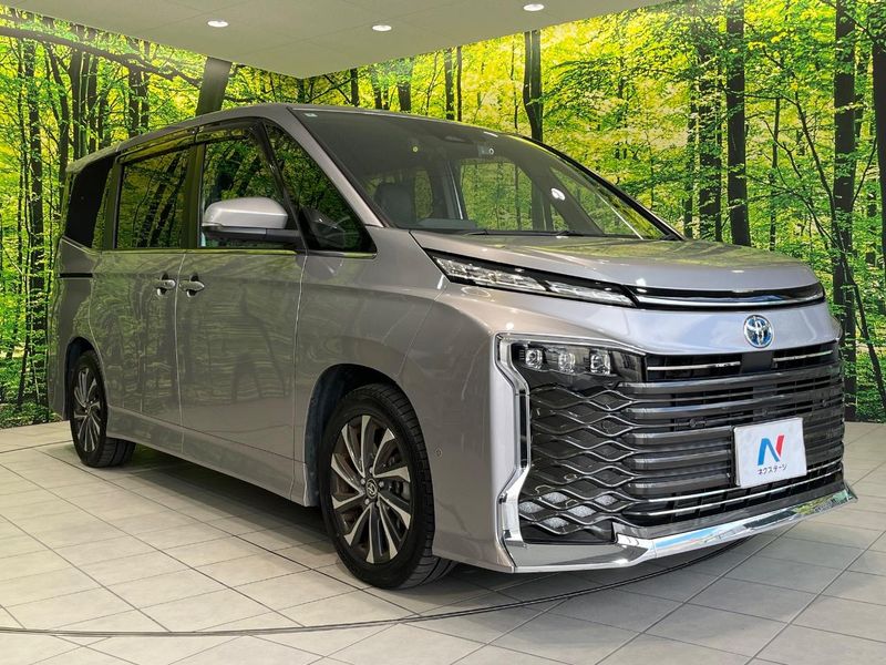 2022 Toyota Voxy 6AA-ZWR90W (UW-6ab0a2c2c3488)[14]