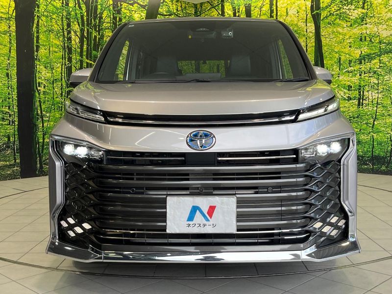 2022 Toyota Voxy 6AA-ZWR90W (UW-6ab0a2c2c3488)[23]