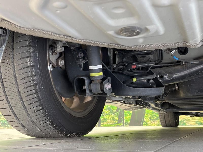 2022 Toyota Voxy 6AA-ZWR90W (UW-6ab0a2c2c3488)[28]