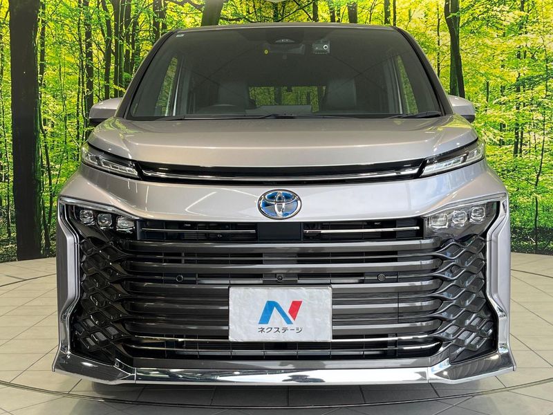 2022 Toyota Voxy 6AA-ZWR90W (UW-6ab0a2c2c3488)[13]