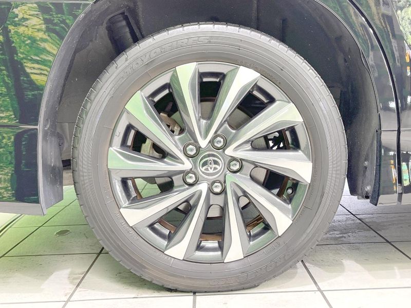 2023 Toyota Voxy 6AA-ZWR90W (UW-6ab0a2c9065dc)[29]