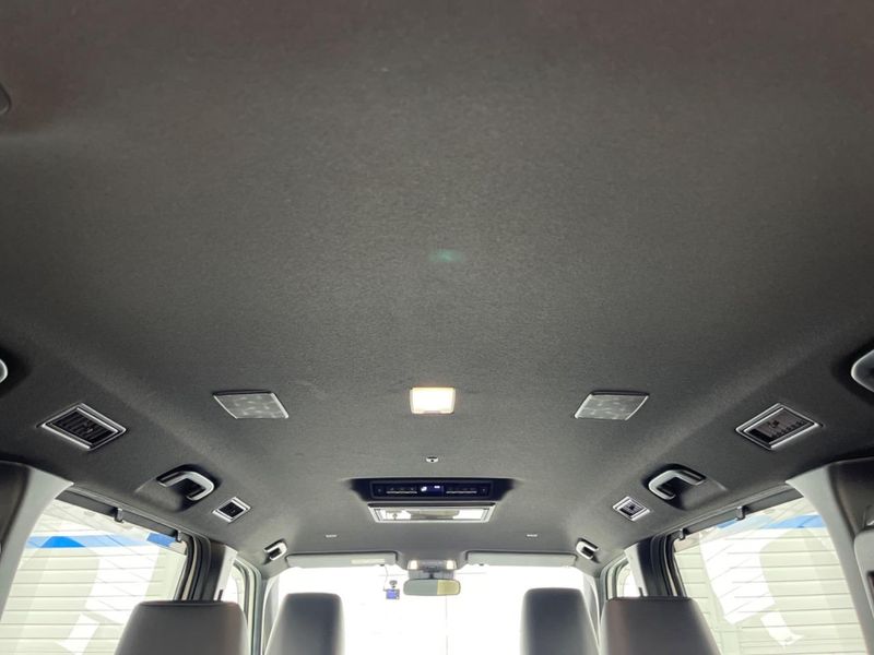 2023 Toyota Noah 6AA-ZWR90W (UW-6ab0a2c9d5952)[27]