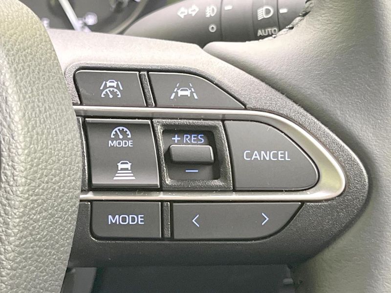 2026 Toyota Noah 6AA-ZWR90W (UW-6ab0a2cfeeb13)[29]