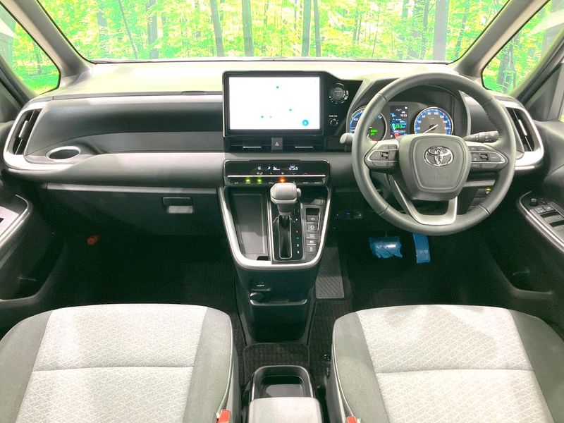 2026 Toyota Noah 6AA-ZWR90W (UW-6ab0a2d066db4)[23]