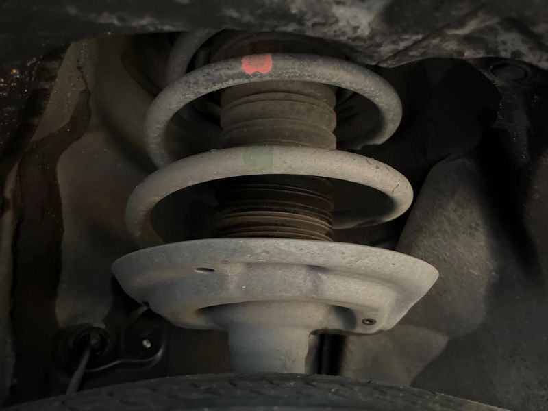 2020 Toyota RAV4 6AA-AXAH54 (UW-6ab1f0398d3a4)[20]