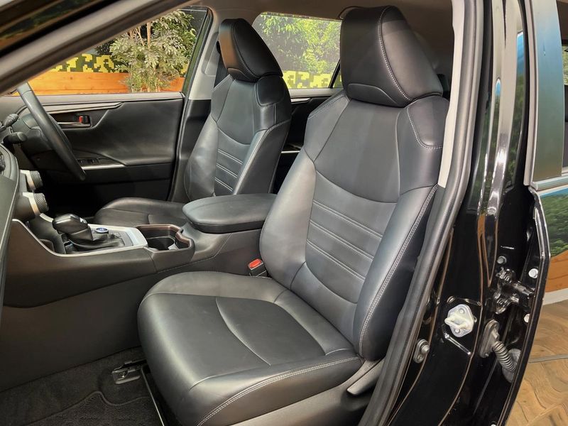 2020 Toyota RAV4 6AA-AXAH54 (UW-6ab1f0398d3a4)[28]