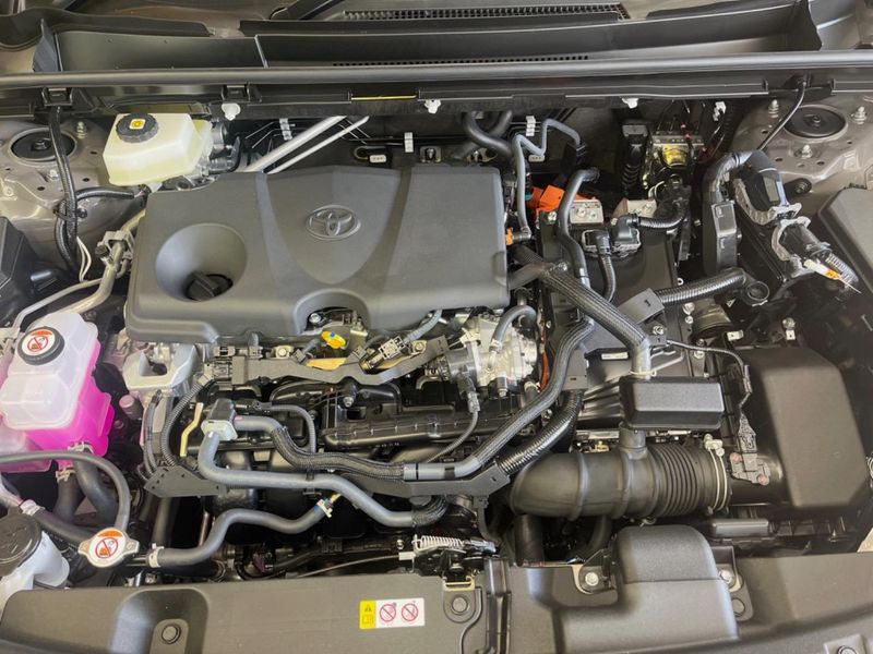 2026 Toyota RAV4 6AA-AXAN64 (UW-6ab1f0414b32f)[4]