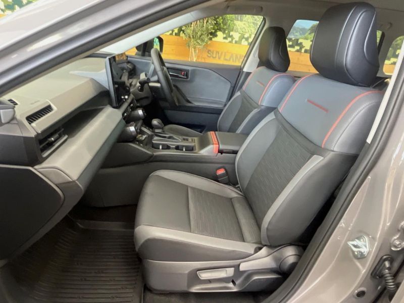 2026 Toyota RAV4 6AA-AXAN64 (UW-6ab1f0414b32f)[13]