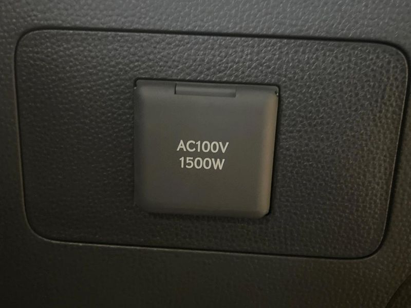 2026 Toyota RAV4 6AA-AXAN64 (UW-6ab1f0414b32f)[16]