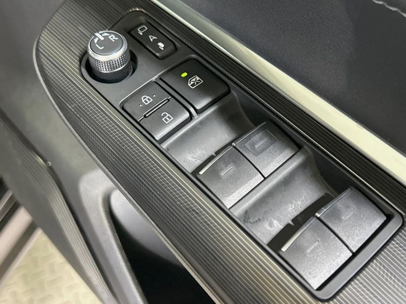 2024 Toyota Harrier Hybrid 6AA-AXUH80 (UW-6ab1f04b2b1d1)[27]