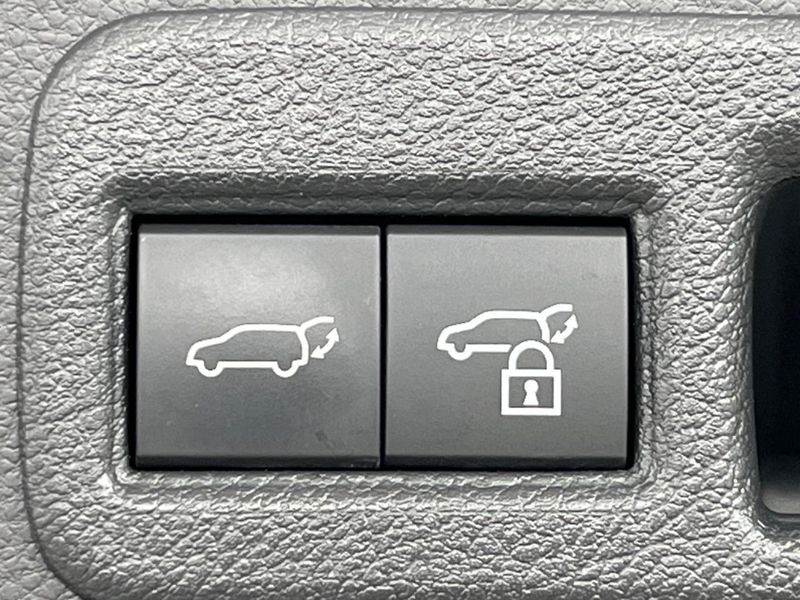2021 Toyota Harrier Hybrid 6AA-AXUH85 (UW-6ab1f04e42d5b)[5]
