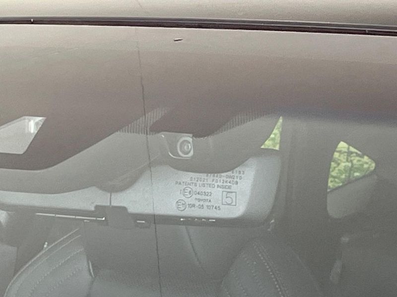 2021 Toyota Harrier Hybrid 6AA-AXUH85 (UW-6ab1f04e42d5b)[15]