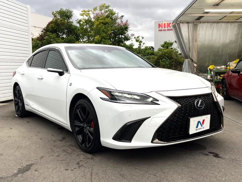 2022 Lexus ES 6AA-AXZH11 (UW-6ab1f051e81a0)[11]