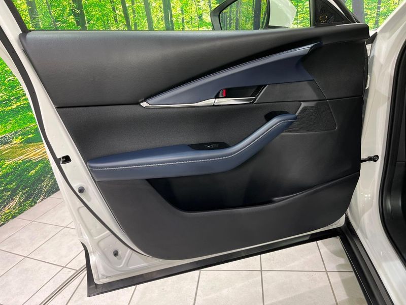 2023 Mazda CX-30 5AA-DMEJ3P (UW-6ab1f0c2468a0)[24]