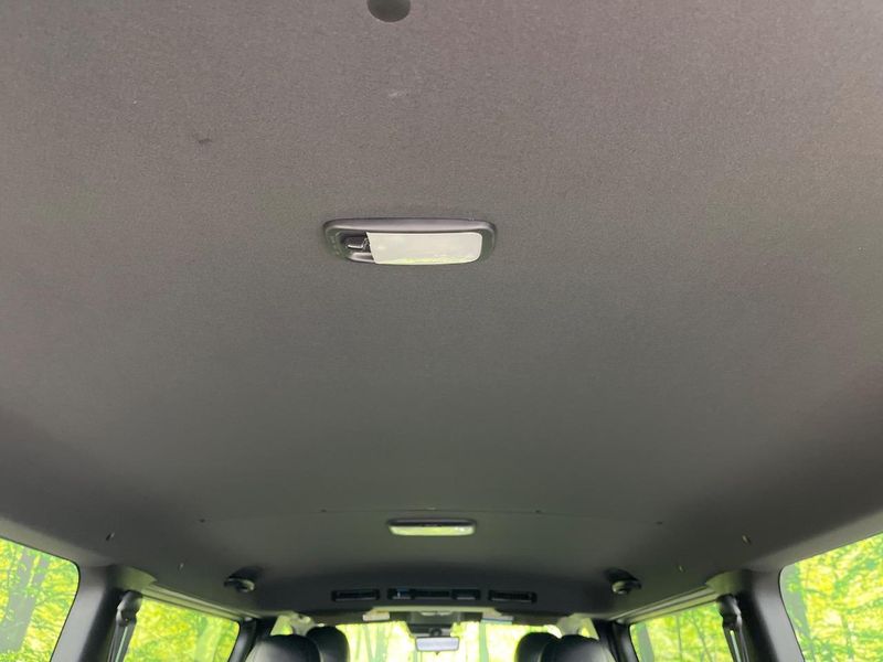 2026 Toyota Hiace Van 3DF-GDH206V (UW-6ab1f0f18035a)[26]