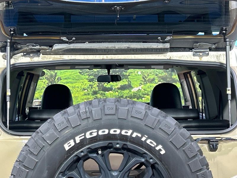 2014 Toyota FJ CRUISER CBA-GSJ15W (UW-6ab1f1220c389)[27]