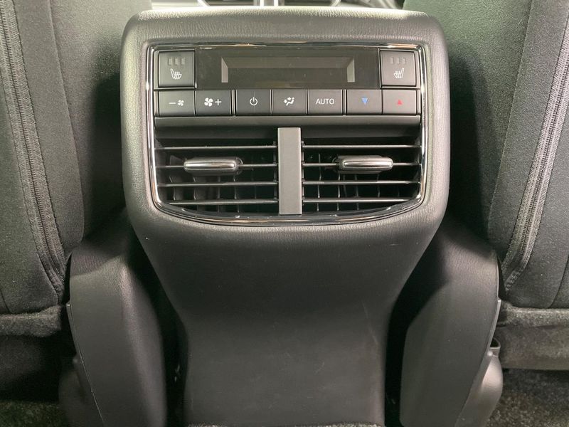 2020 Mazda CX-8 6BA-KG5P (UW-6ab1f1e277ba3)[23]
