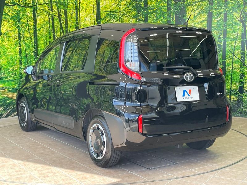 2025 Toyota Sienta 6AA-MXPL10G (UW-6ab1f2f48871a)[12]