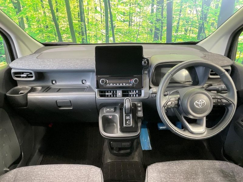2025 Toyota Sienta 6AA-MXPL10G (UW-6ab1f2f48871a)[28]