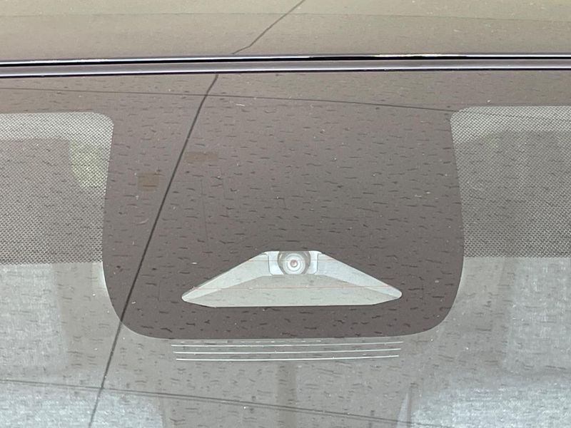 2025 Toyota Sienta 6AA-MXPL10G (UW-6ab1f2f48871a)[5]