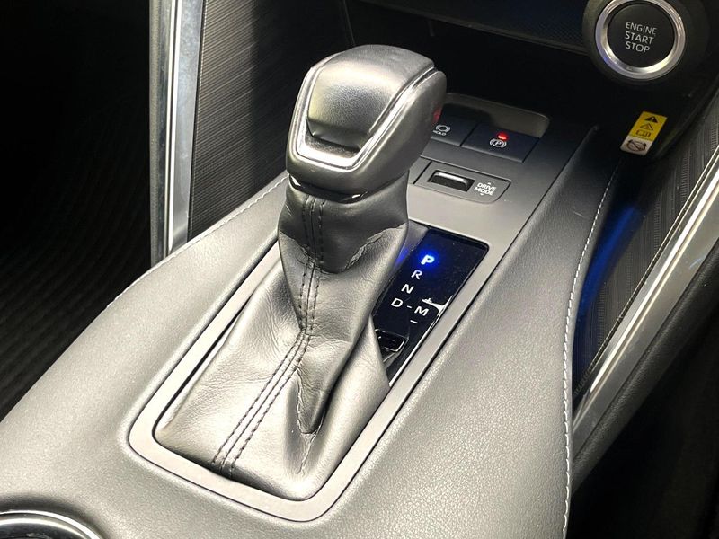 2020 Toyota Harrier 6BA-MXUA80 (UW-6ab1f2f9dc32d)[25]