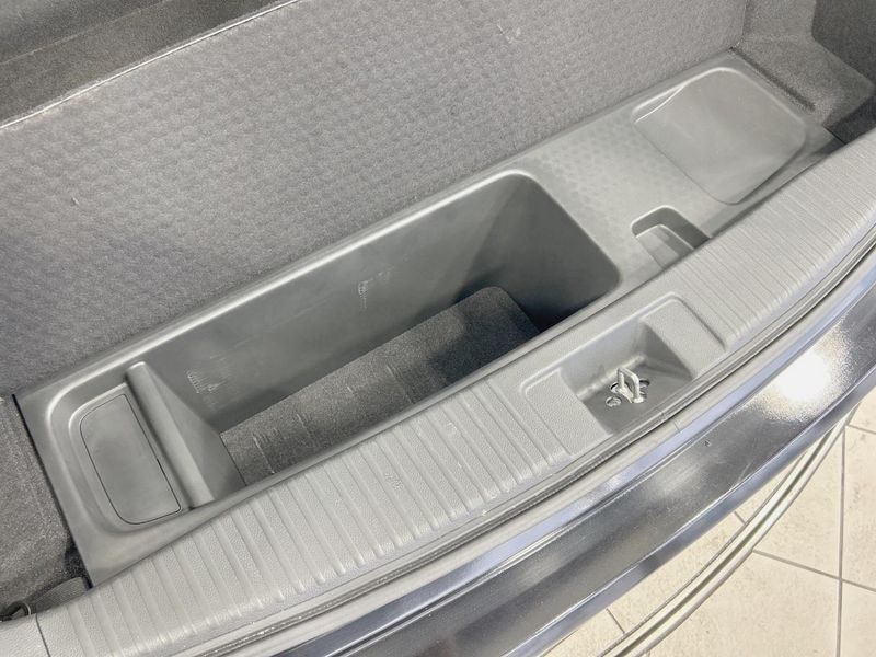 2018 Honda Vezel DAA-RU3 (UW-6ab1f35f3aa18)[26]