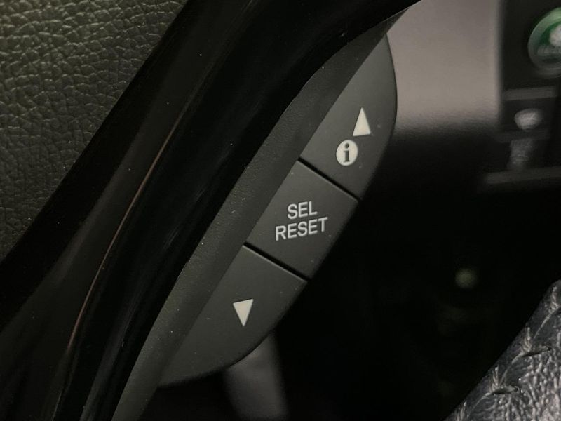 2017 Honda Vezel DAA-RU4 (UW-6ab1f361d1b35)[24]