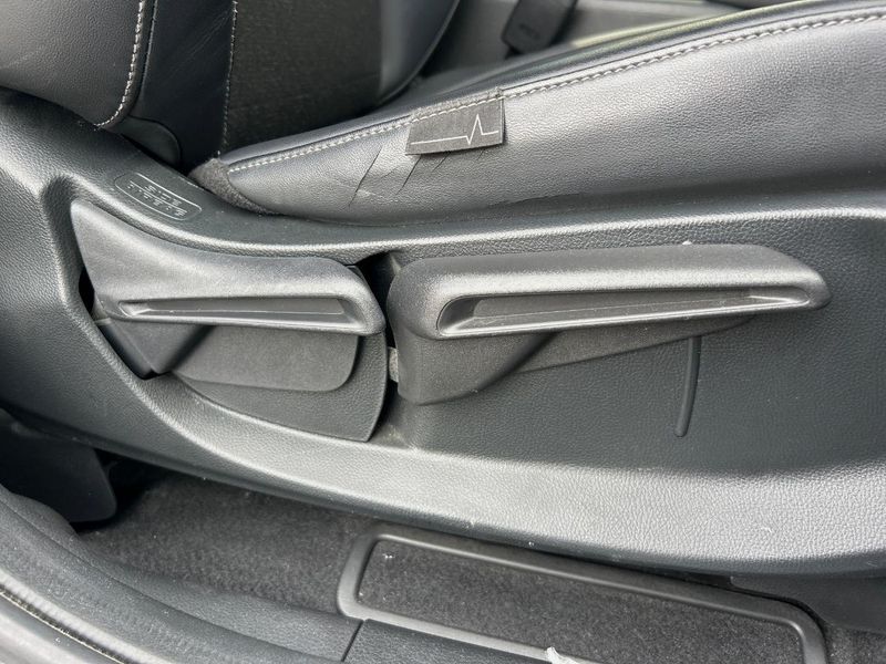 2021 Honda Vezel 6AA-RV5 (UW-6ab1f365a148f)[23]