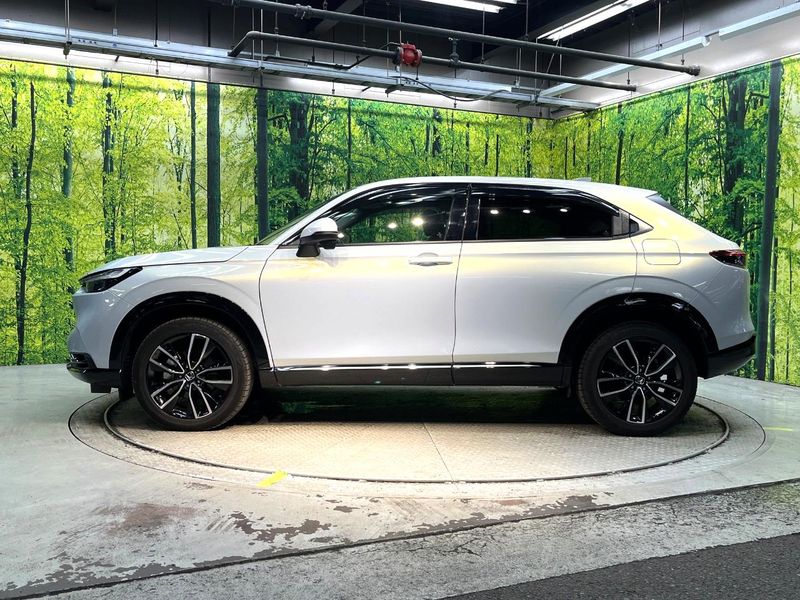 2022 Honda Vezel 6AA-RV5 (UW-6ab1f36658cb6)[7]