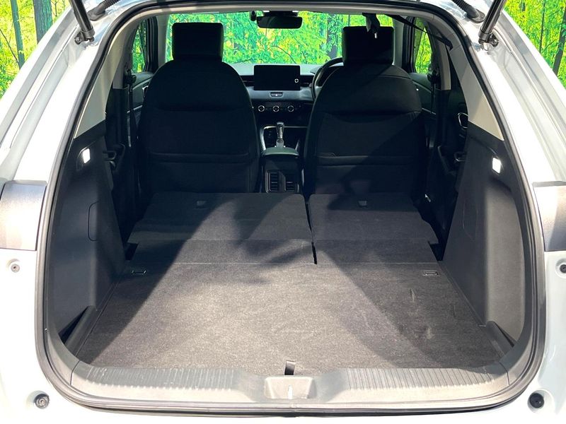 2022 Honda Vezel 6AA-RV5 (UW-6ab1f36658cb6)[21]