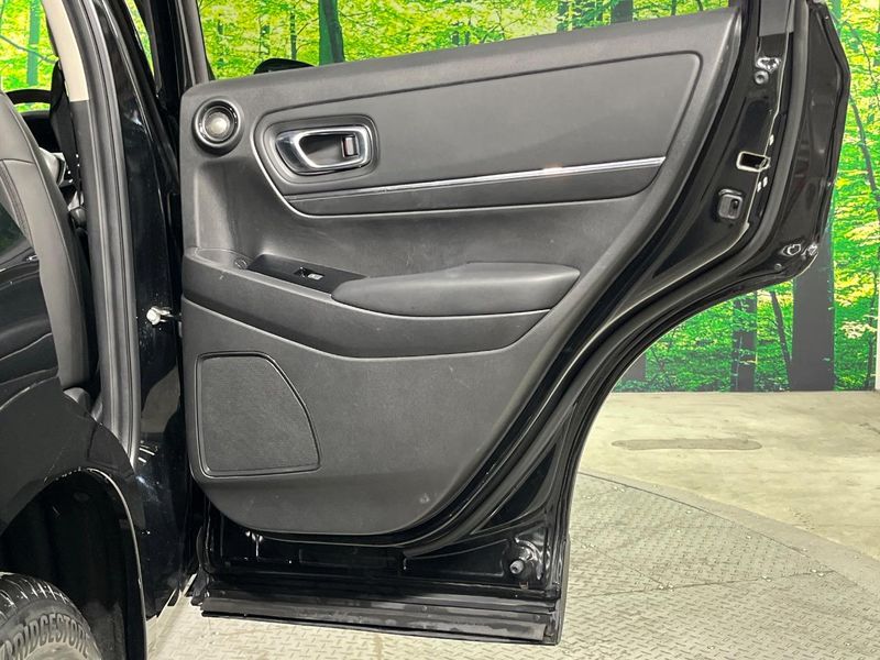 2023 Honda Vezel 6AA-RV5 (UW-6ab1f36b8122d)[9]