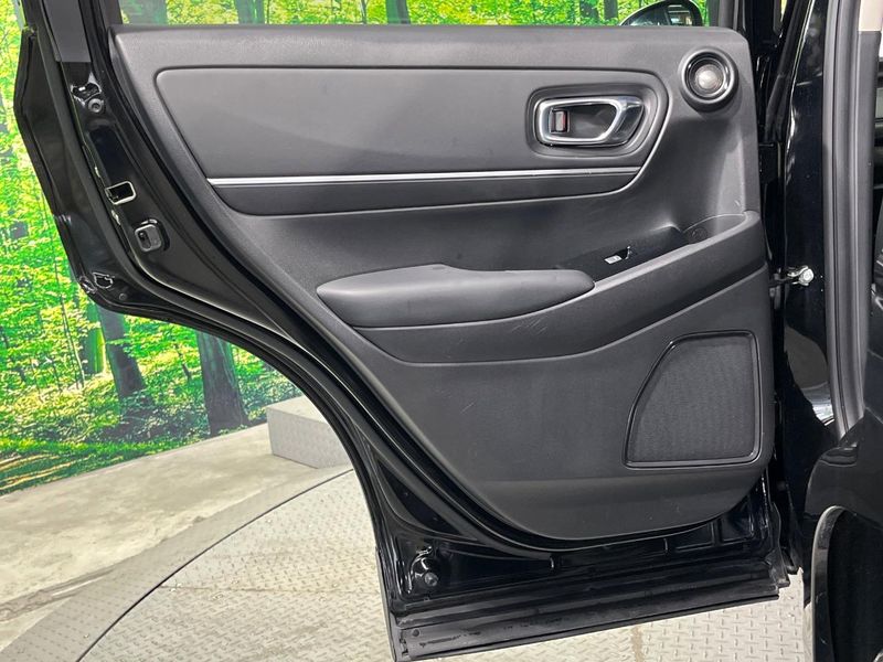 2023 Honda Vezel 6AA-RV5 (UW-6ab1f36b8122d)[5]