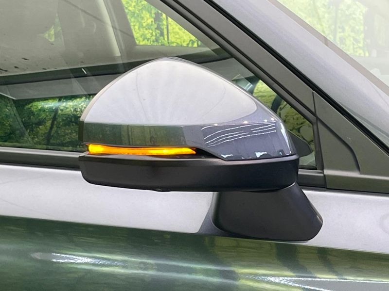 2023 Honda Vezel 6AA-RV5 (UW-6ab1f36c30d7d)[10]