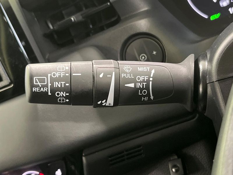 2024 Honda Vezel 6AA-RV6 (UW-6ab1f372bea54)[16]