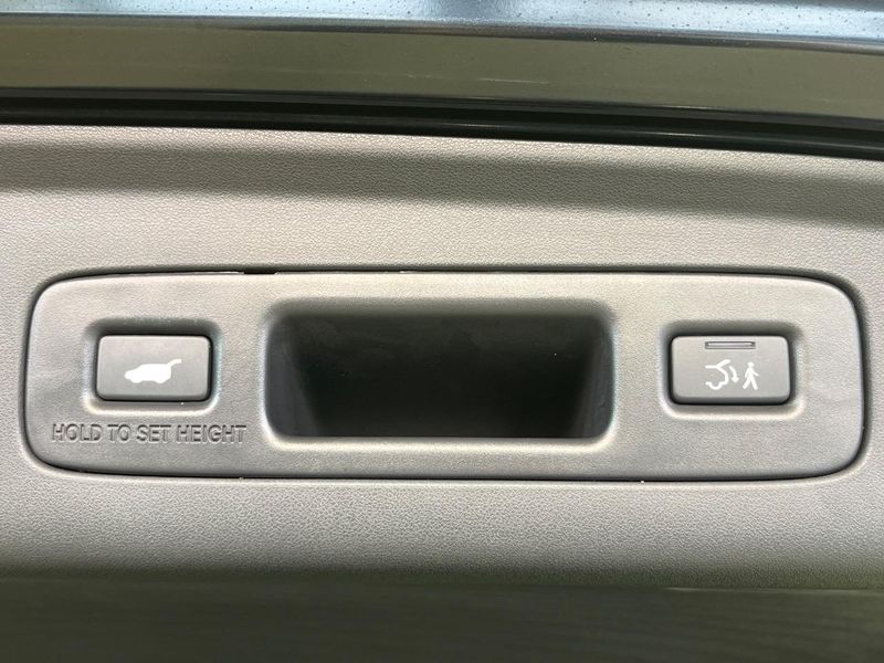 2025 Honda ZR-V 6AA-RZ4 (UW-6ab1f3783bddf)[28]