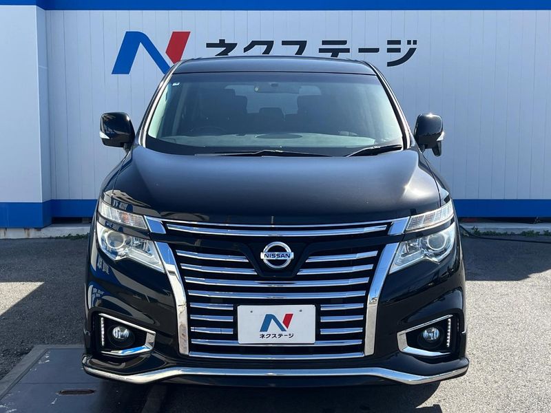2017 Nissan Elgrand DBA-TE52 (UW-6ab1f39aa412c)[25]