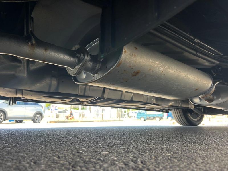 2017 Nissan Elgrand DBA-TE52 (UW-6ab1f39aa412c)[13]