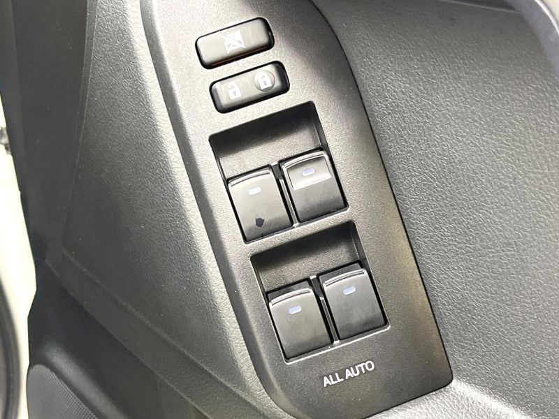 2023 Toyota Land Cruiser Prado 3BA-TRJ150W (UW-6ab1f3a2161a3)[27]