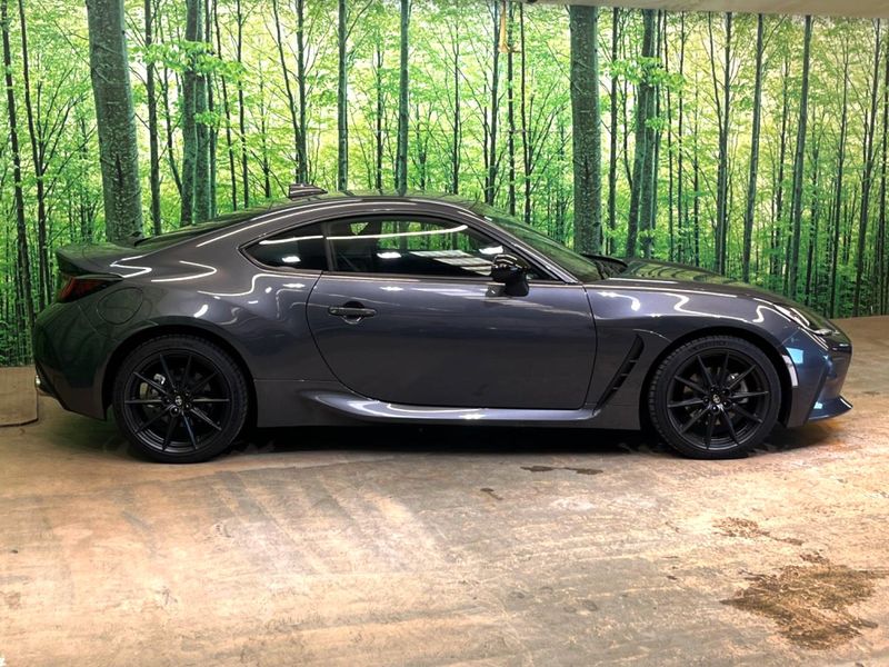 2025 Toyota GR86 3BA-ZN8 (UW-6ab1f3ef9c771)[15]