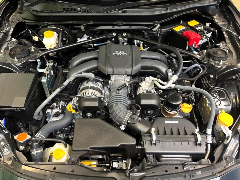 2025 Toyota GR86 3BA-ZN8 (UW-6ab1f3ef9c771)[10]