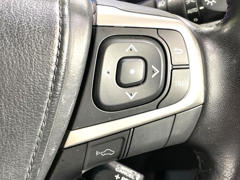 2016 Toyota Harrier DBA-ZSU60W (UW-6ab1f40a6b452)[19]