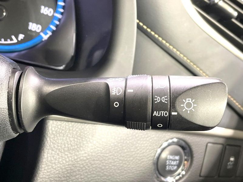 2016 Toyota Harrier DBA-ZSU60W (UW-6ab1f40a6b452)[22]