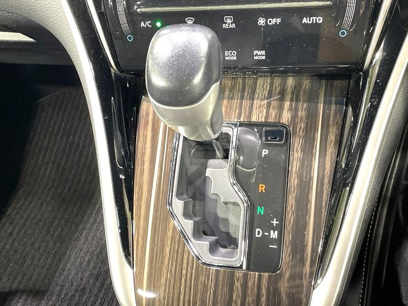 2016 Toyota Harrier DBA-ZSU60W (UW-6ab1f40a6b452)[14]