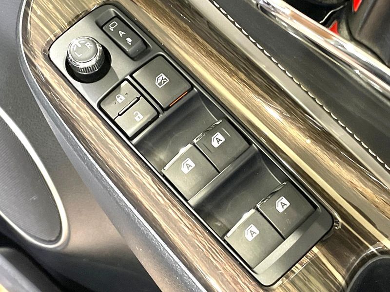 2016 Toyota Harrier DBA-ZSU60W (UW-6ab1f40a6b452)[10]