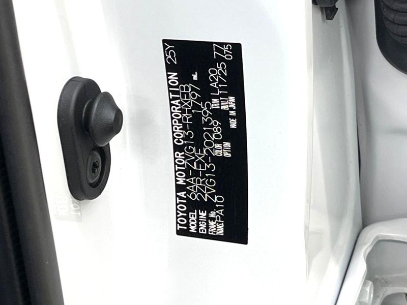 2025 Toyota Corolla Cross 6AA-ZVG13 (UW-6ab1f4160ecc8)[1]