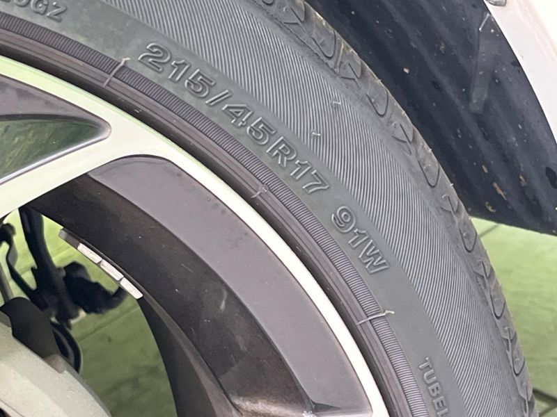 2017 Toyota Prius DAA-ZVW51 (UW-6ab1f42c1f4a2)[8]