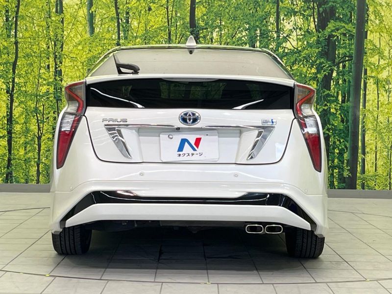 2017 Toyota Prius DAA-ZVW51 (UW-6ab1f42c1f4a2)[18]