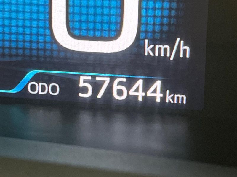 2017 Toyota Prius DAA-ZVW51 (UW-6ab1f42c1f4a2)[2]